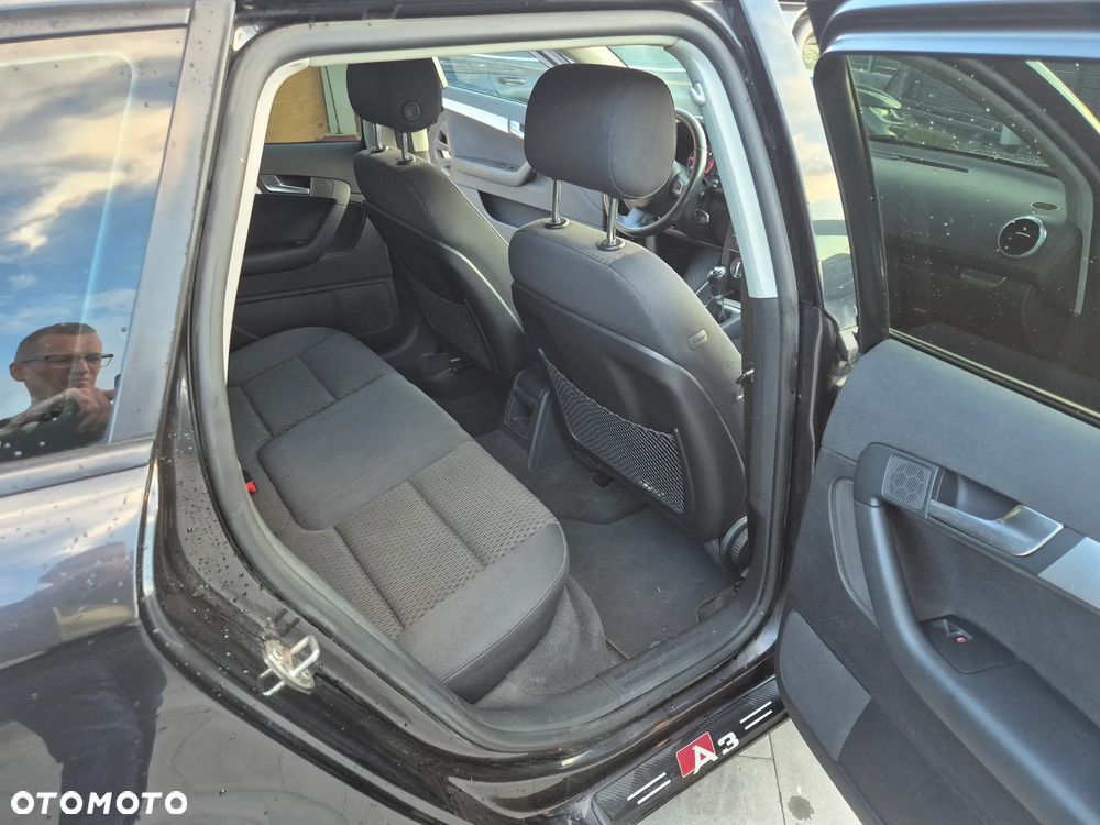 Audi A3 Sportback 2.0 TDI DPF Attraction - 11