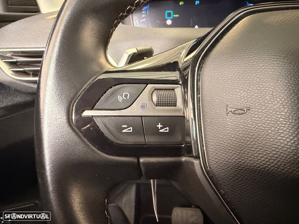 Peugeot 3008 1.6 Hybrid Allure Pack e-EAT8 - 42