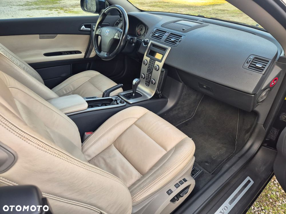 Volvo C70 T5 Inscription - 29