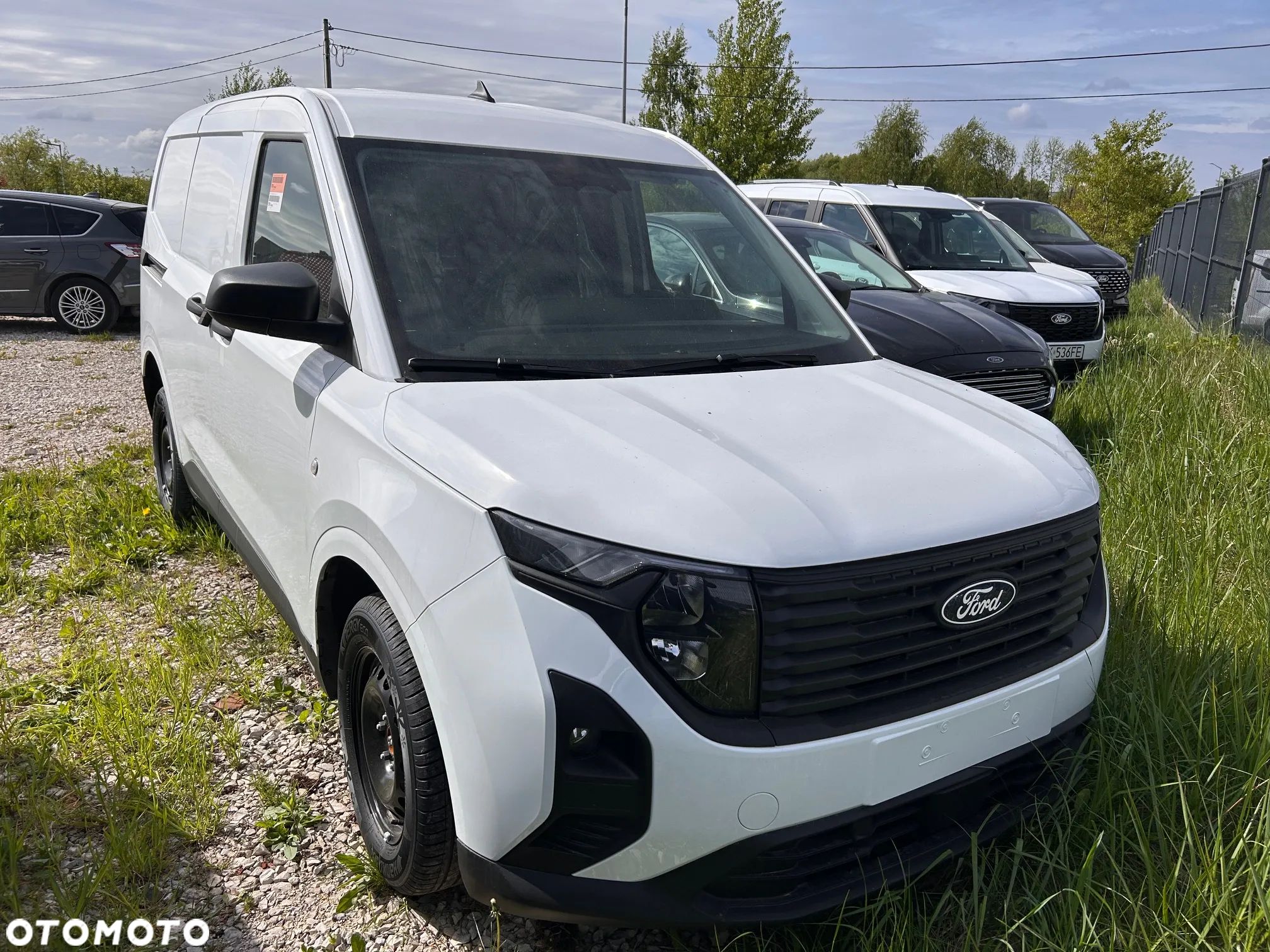 Ford Transit Courier - 1