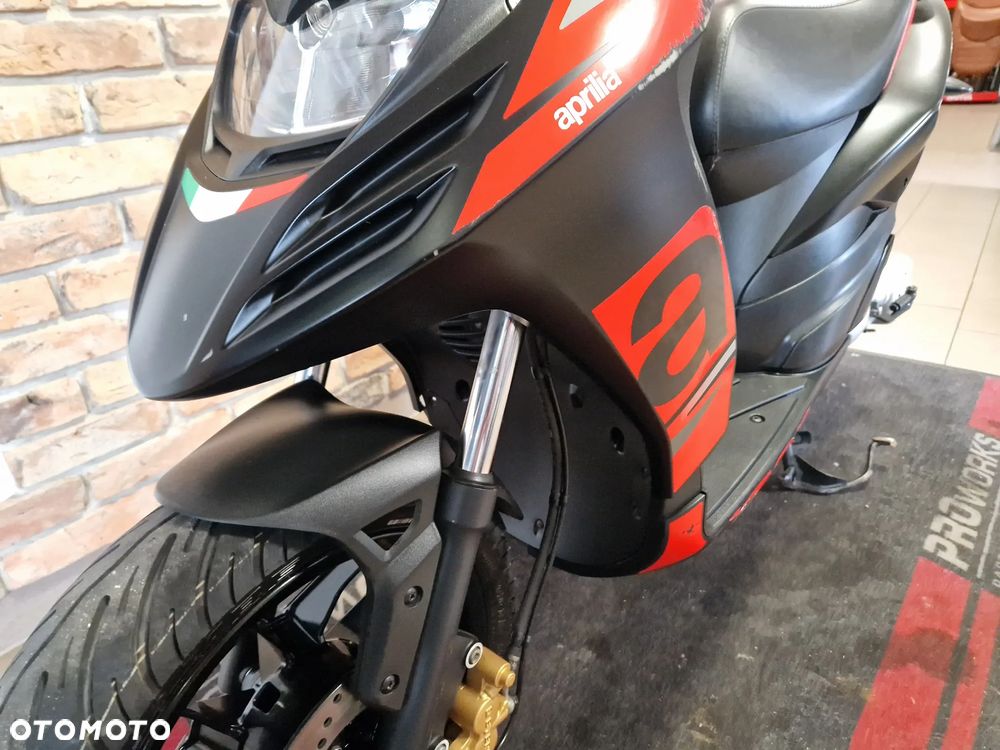 Aprilia SR - 33