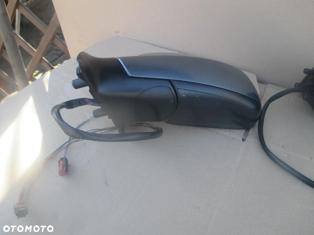 lusterko Peugeot 307 lift EZWD 7pin 8pin Europa - 4