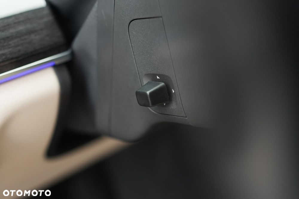 Mercedes-Benz GLE 300 d 4-Matic - 27