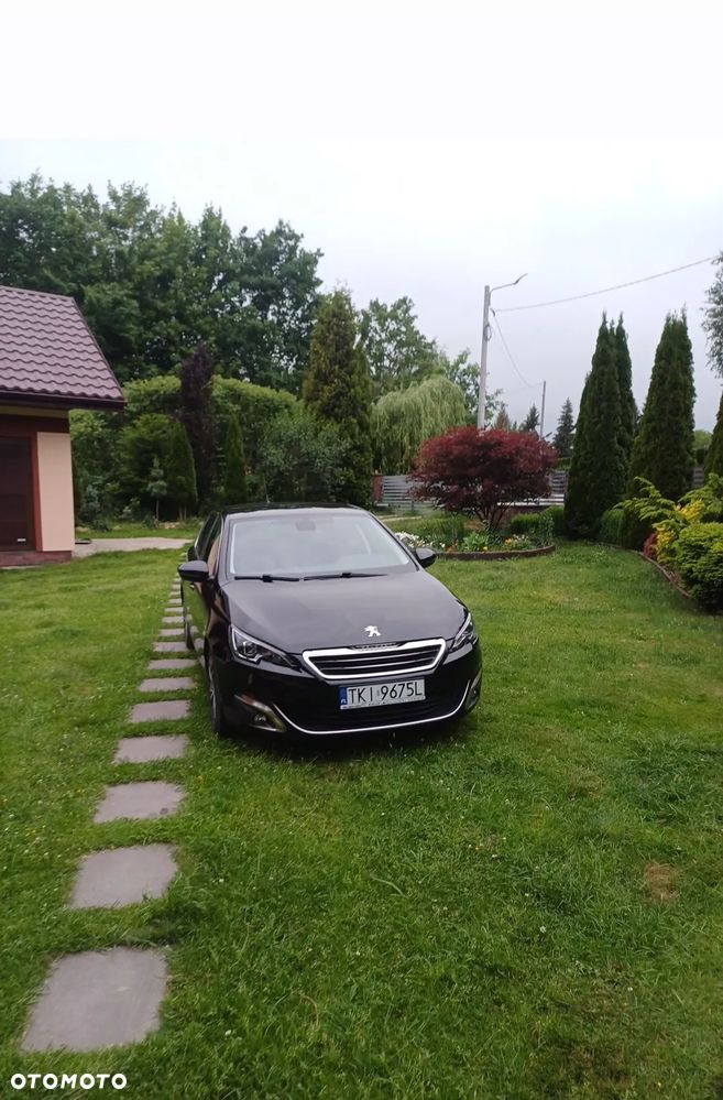 Peugeot 308 1.2 PureTech Allure S&S - 4