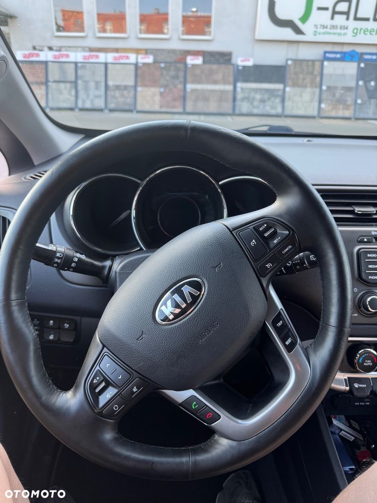 Kia Rio 1.4 Automatik Dream-Team Edition - 19