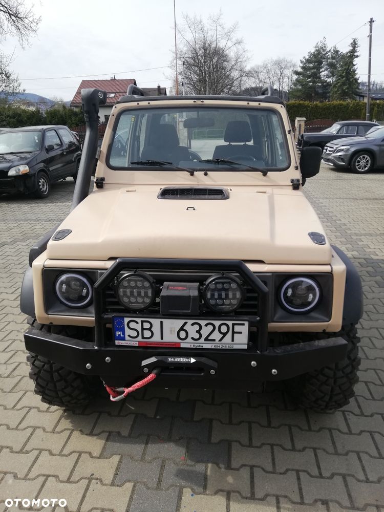Suzuki Samurai 1987 photo 2