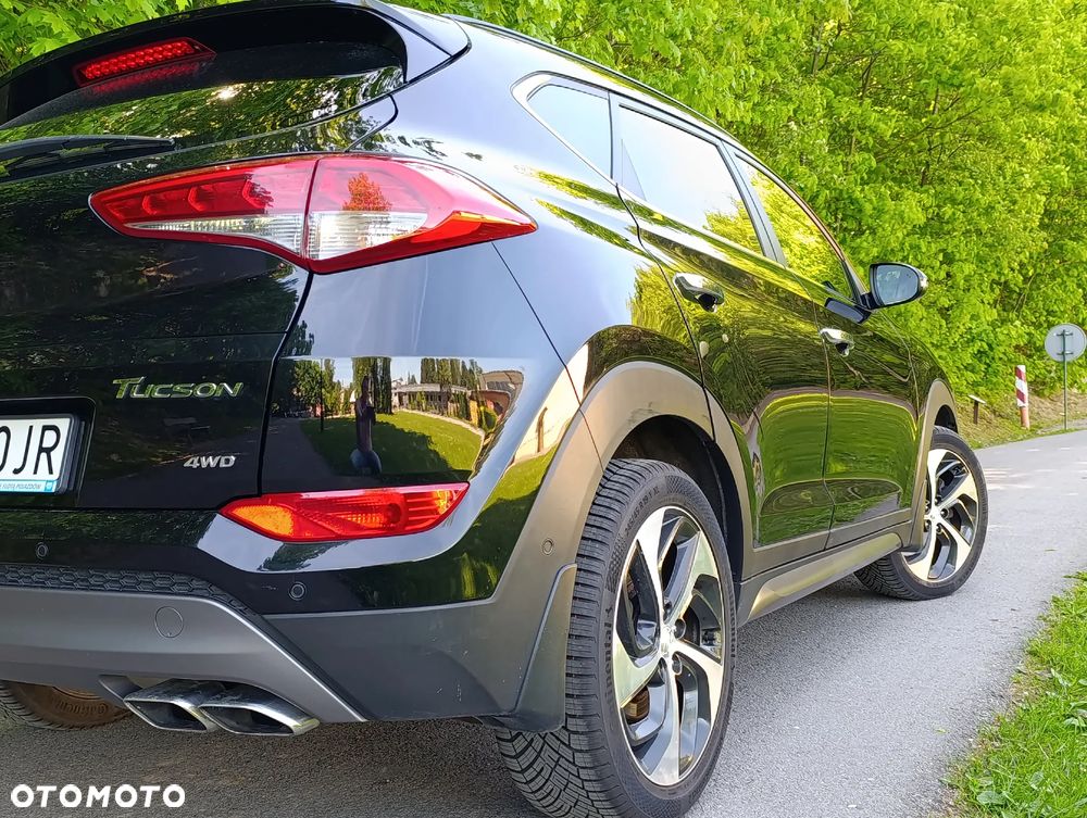 Hyundai Tucson 2.0 CRDI Premium 4WD - 32