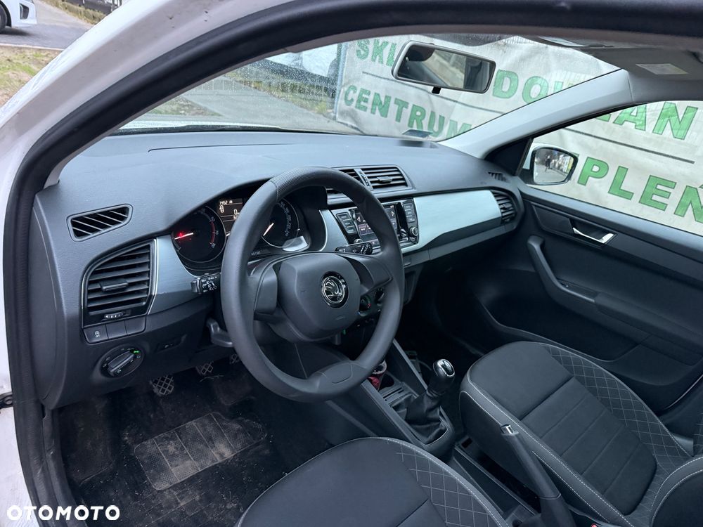 Skoda Fabia 1.0 TSI Ambition - 24