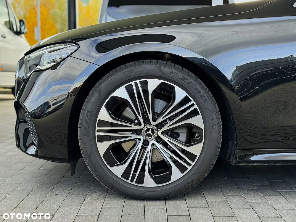 Mercedes-Benz Klasa E 200 mHEV 4-Matic Avantgarde 9G-Tronic - 5