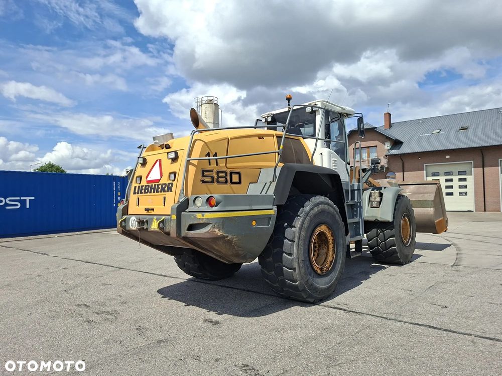 Liebherr L580 - 5