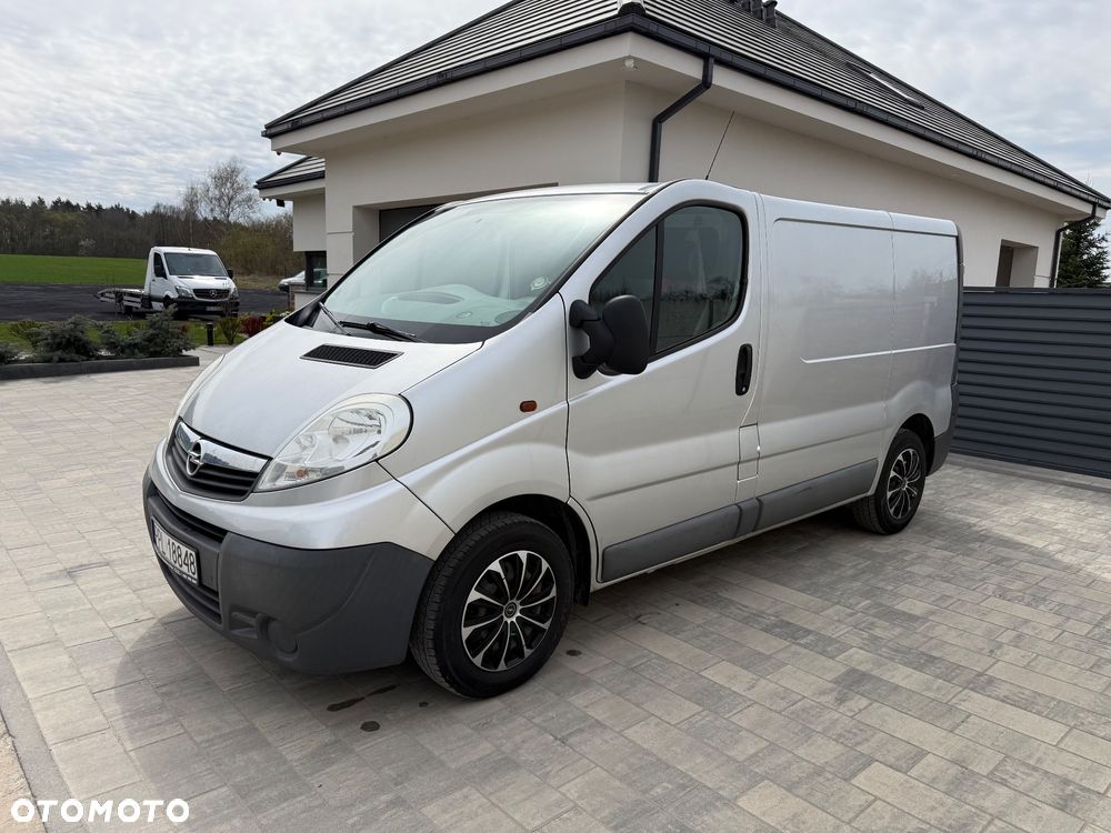 Opel Vivaro - 2