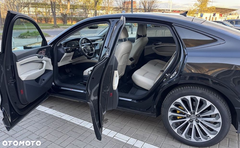 Audi e-tron 55 Quattro - 18
