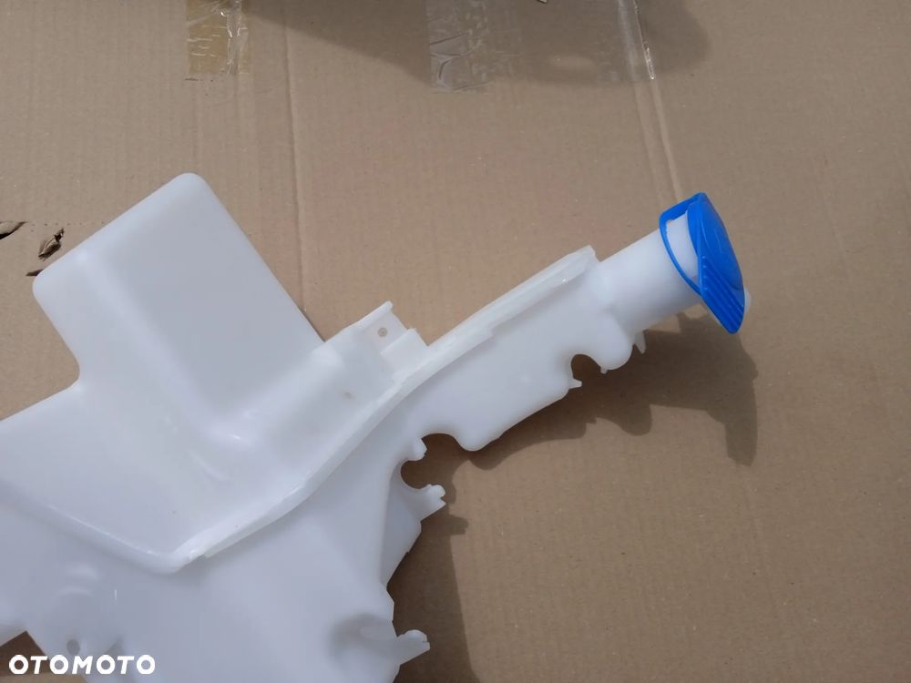 ZBIORNICZEK SPRYSKIWACZA VW PASSAT B6 05-10 NOWY - 3