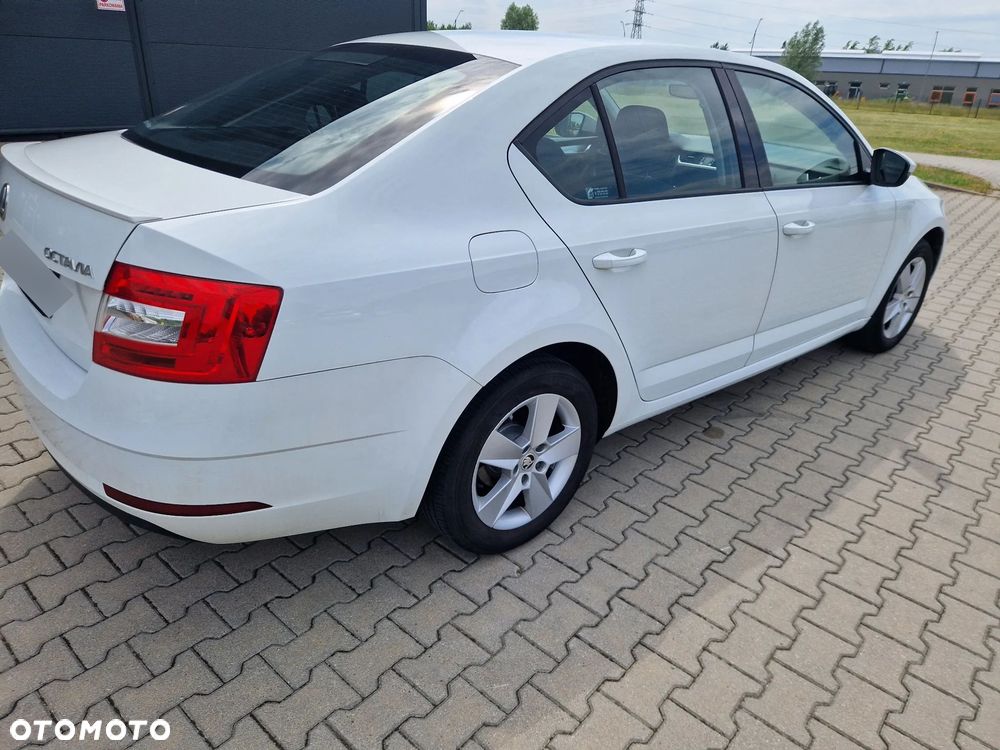 Skoda Octavia 1.5 TSI ACT Ambition - 8