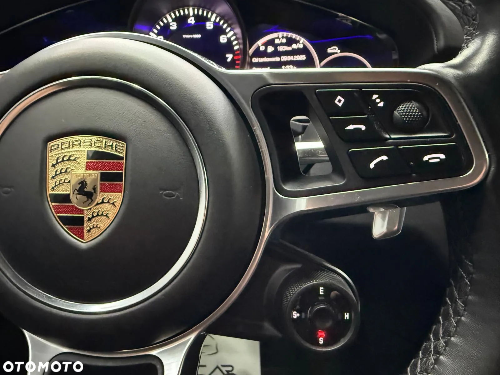 Porsche Cayenne E-Hybrid Platinum Edition - 19