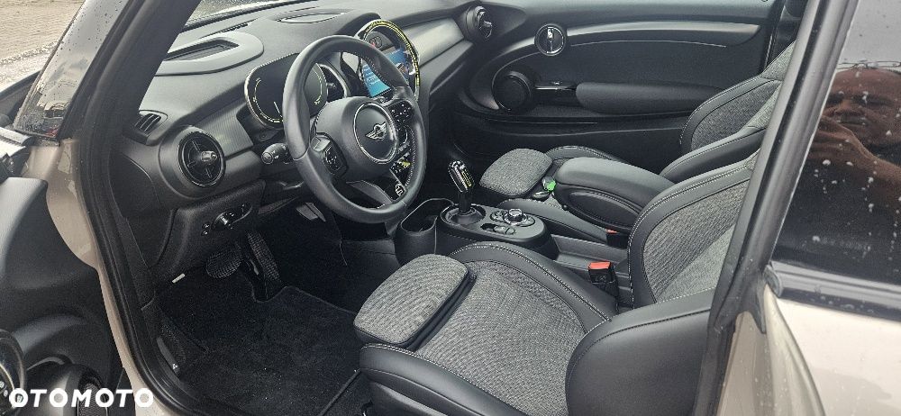 MINI Cooper SE - 9