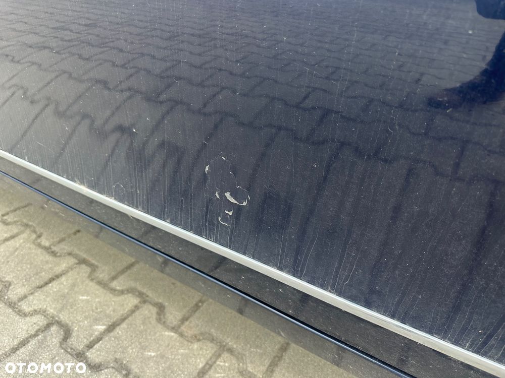 Mercedes-Benz Klasa C 180 CGI Automatik BlueEFFICIENCY Avantgarde - 33