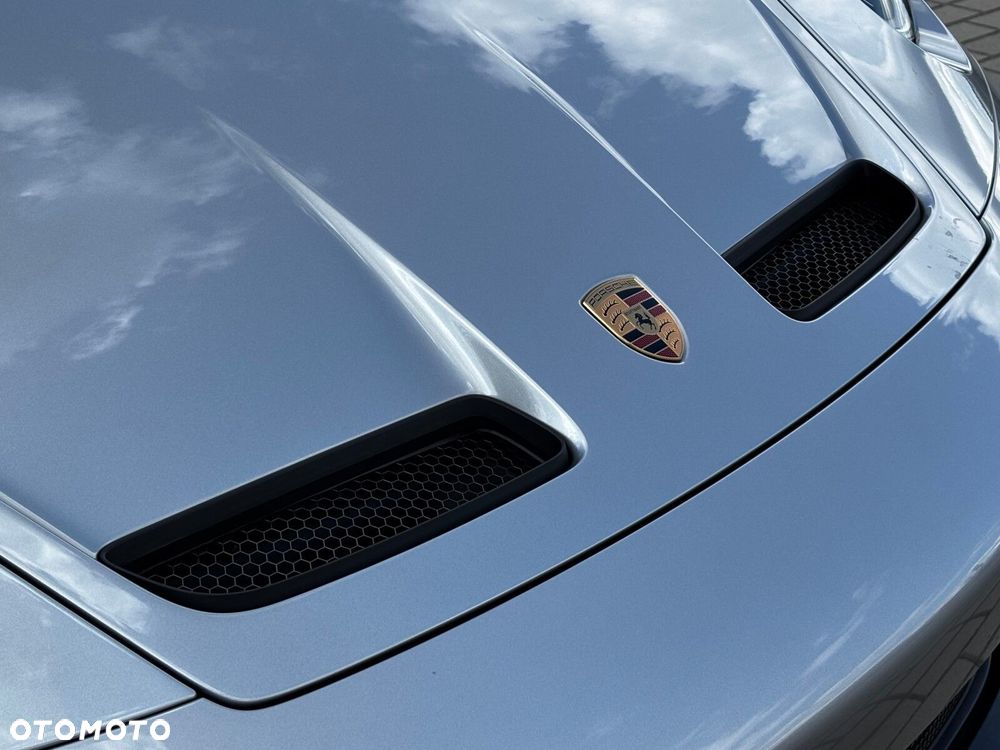 Porsche 911 - 12