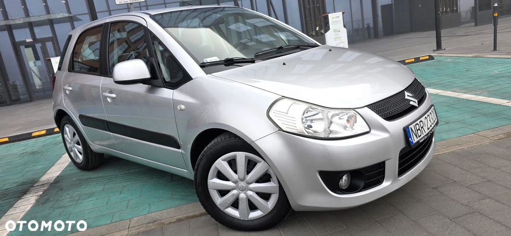 Suzuki SX4 1.6 GLX / Comfort - 1