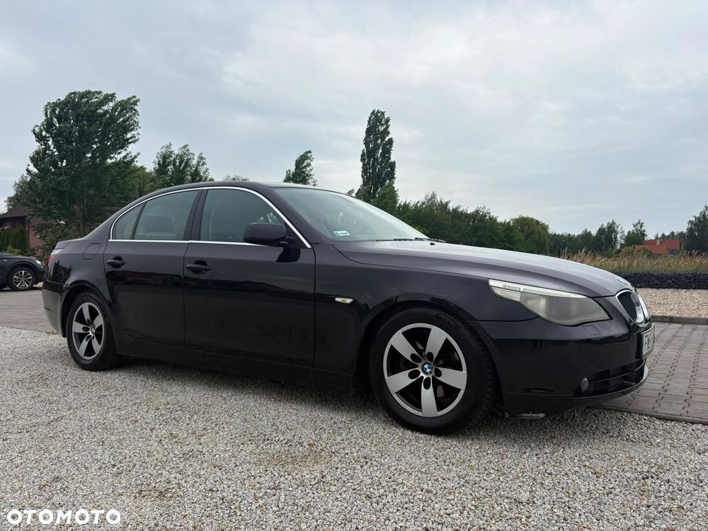 BMW Seria 5 525d - 13