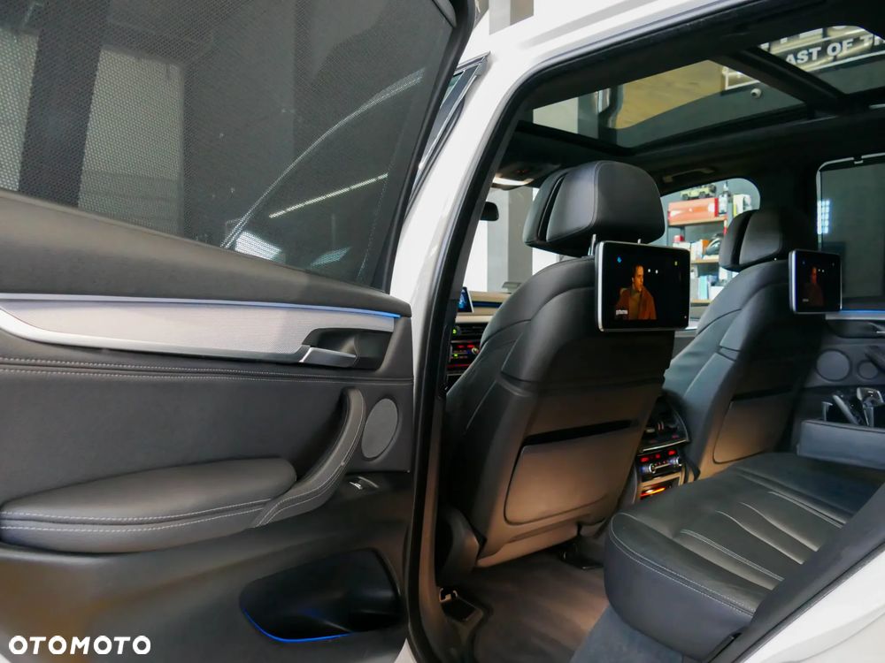 BMW X5 M M50d Sport-Aut - 14