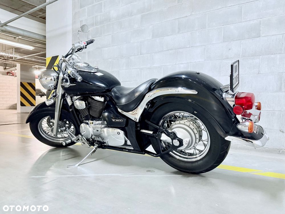 Suzuki VL 800 Volusia - Boulevard C50 - 4