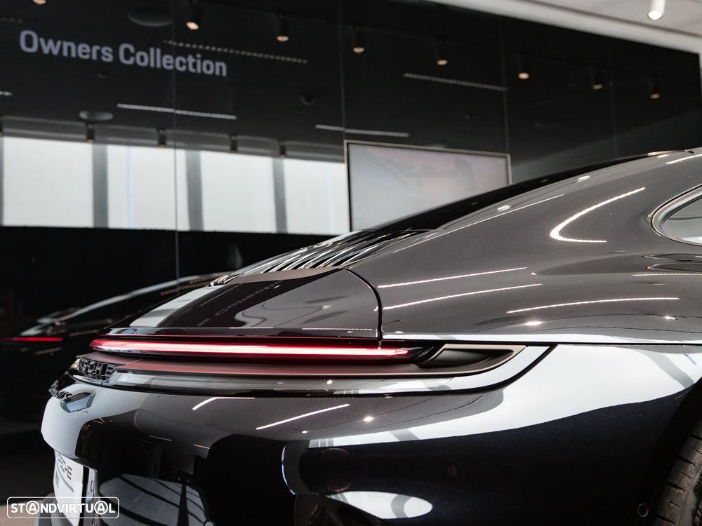 Porsche 911 (992) Carrera GTS - 18