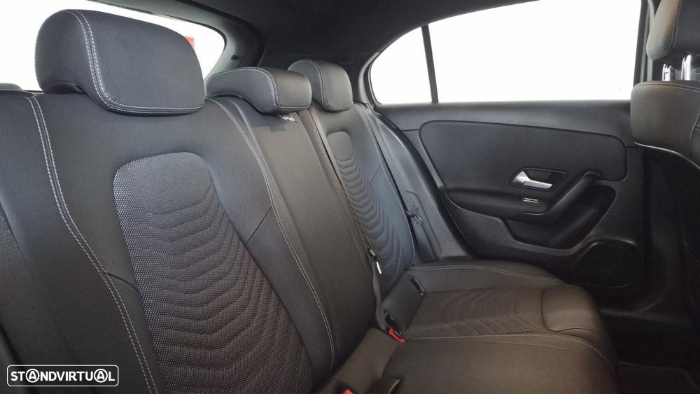 Mercedes-Benz A 250 e Style Plus - 13