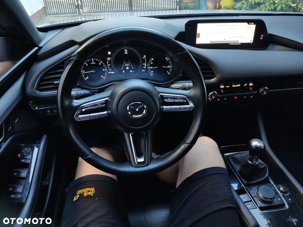 Mazda 3 SKYACTIV-D 1.8 SELECTION - 26