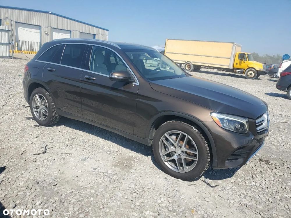 Mercedes-Benz GLC - 1
