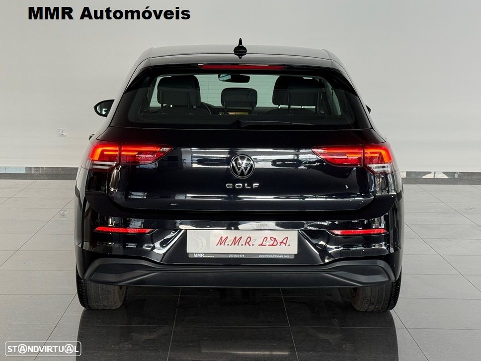 VW Golf - 8