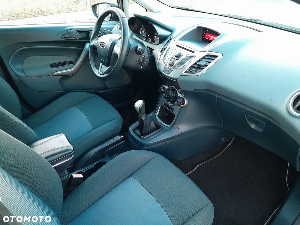 Ford Fiesta - 13