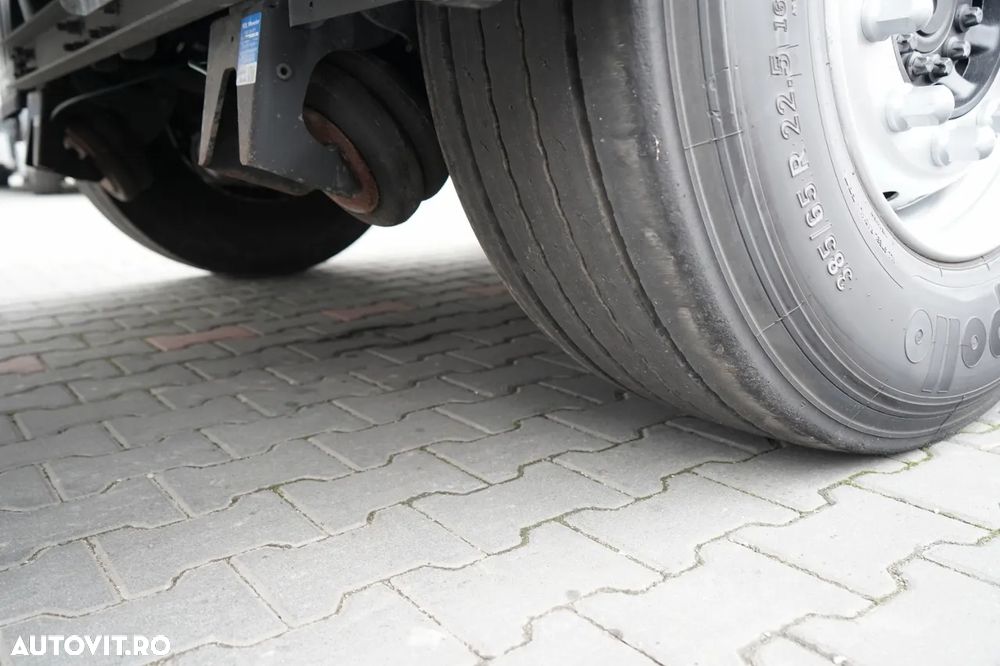 Schmitz Cargobull CORTINĂ / STANDARD / CAMION DIN OȚEL - 9 M / ACOPERIȘ CULISANT / AXĂ CULISANTĂ / - 23