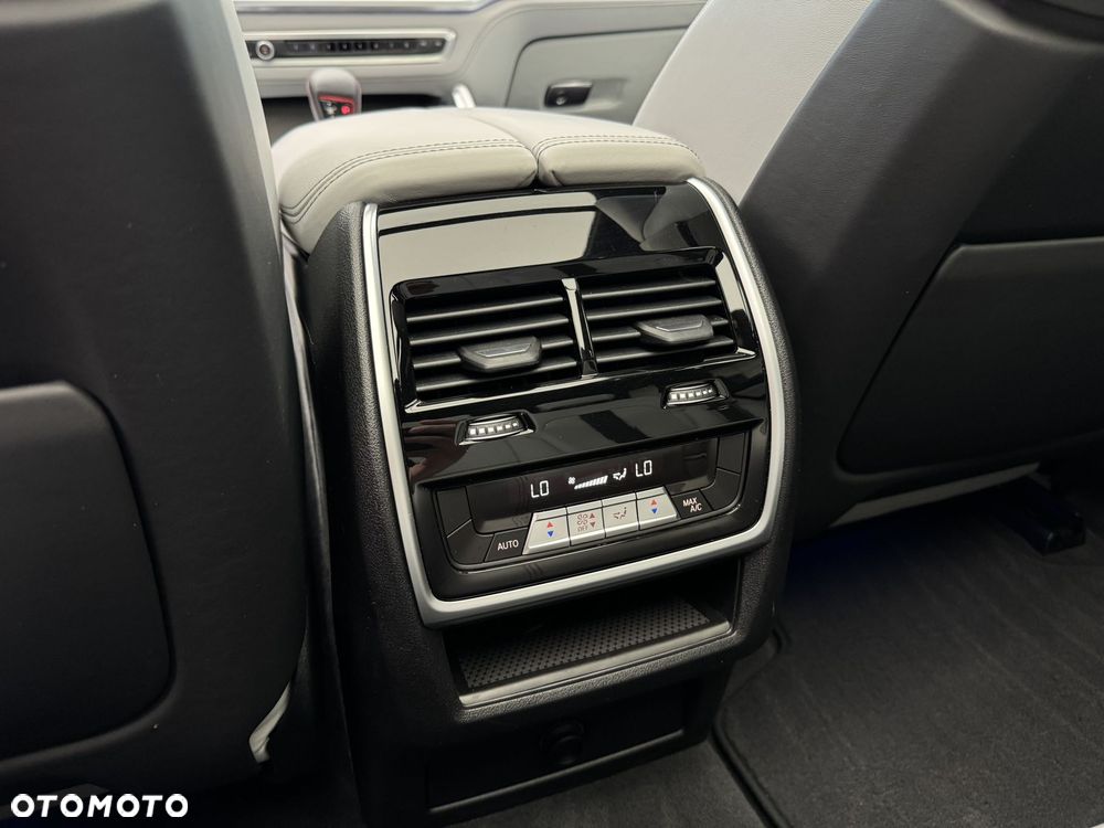 BMW X5 M Competition - 19