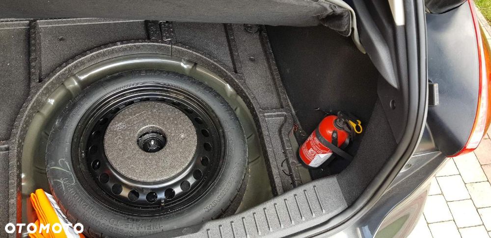 Ford Focus 1.6 SYNC Edition - 12