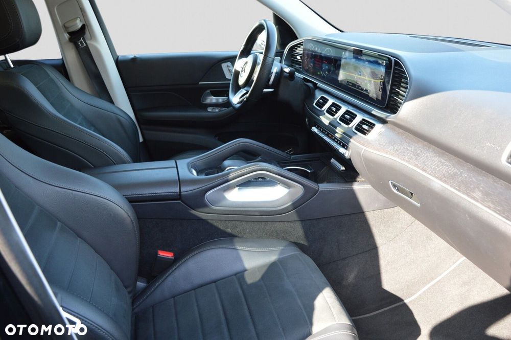Mercedes-Benz GLE - 27