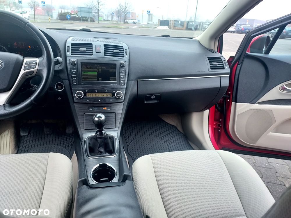 Toyota Avensis 2.0 D-4D Sol plus+NAVI - 13