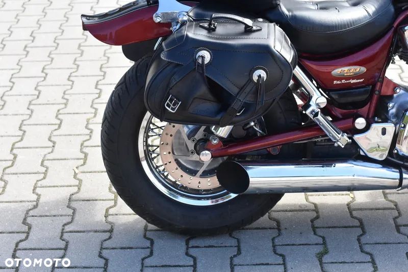 Suzuki Intruder - 12