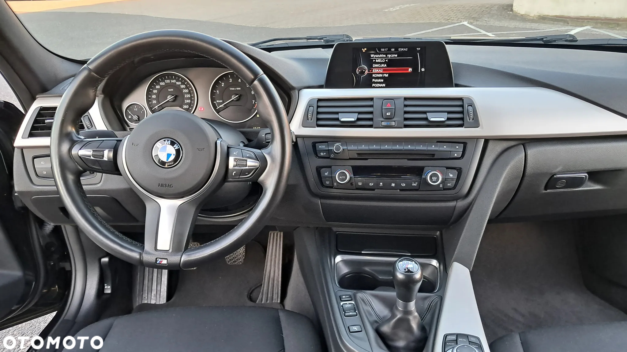 BMW Seria 3 316i M Sport - 10