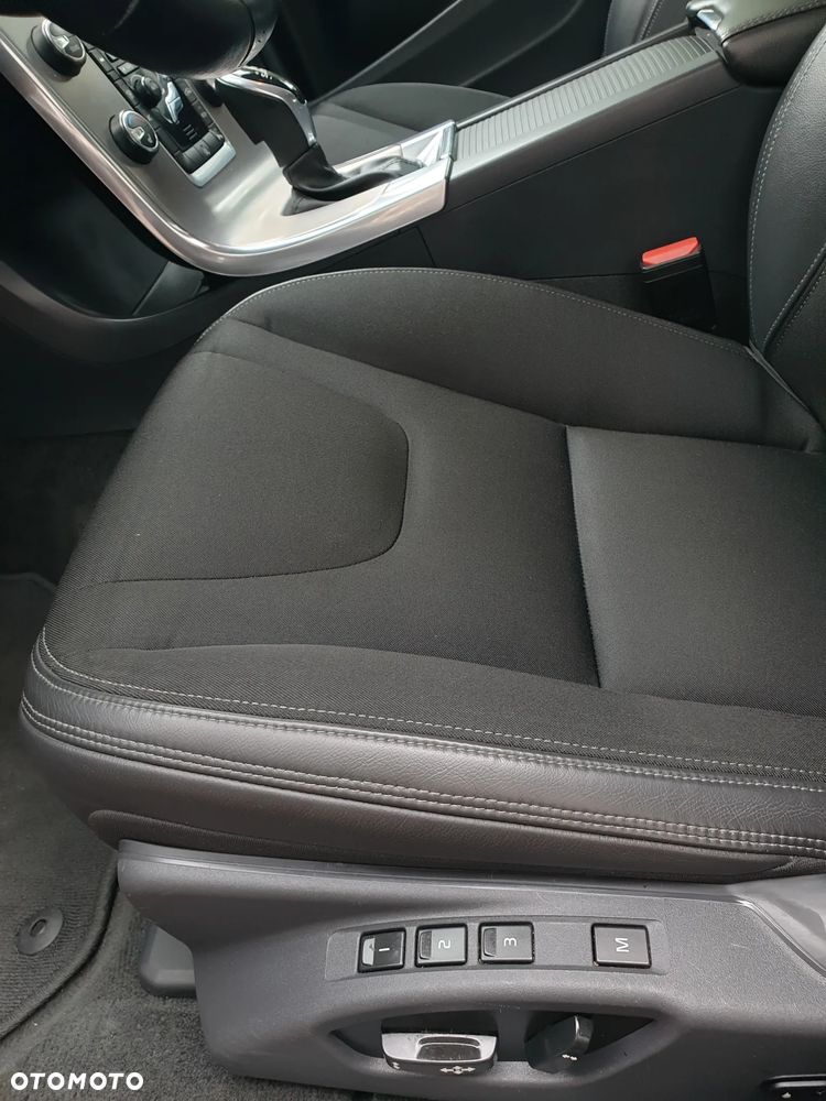 Volvo V60 D3 Geartronic Linje Svart - 23
