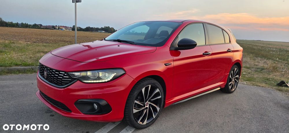 Fiat Tipo 1.4 T-Jet S-Design - 2