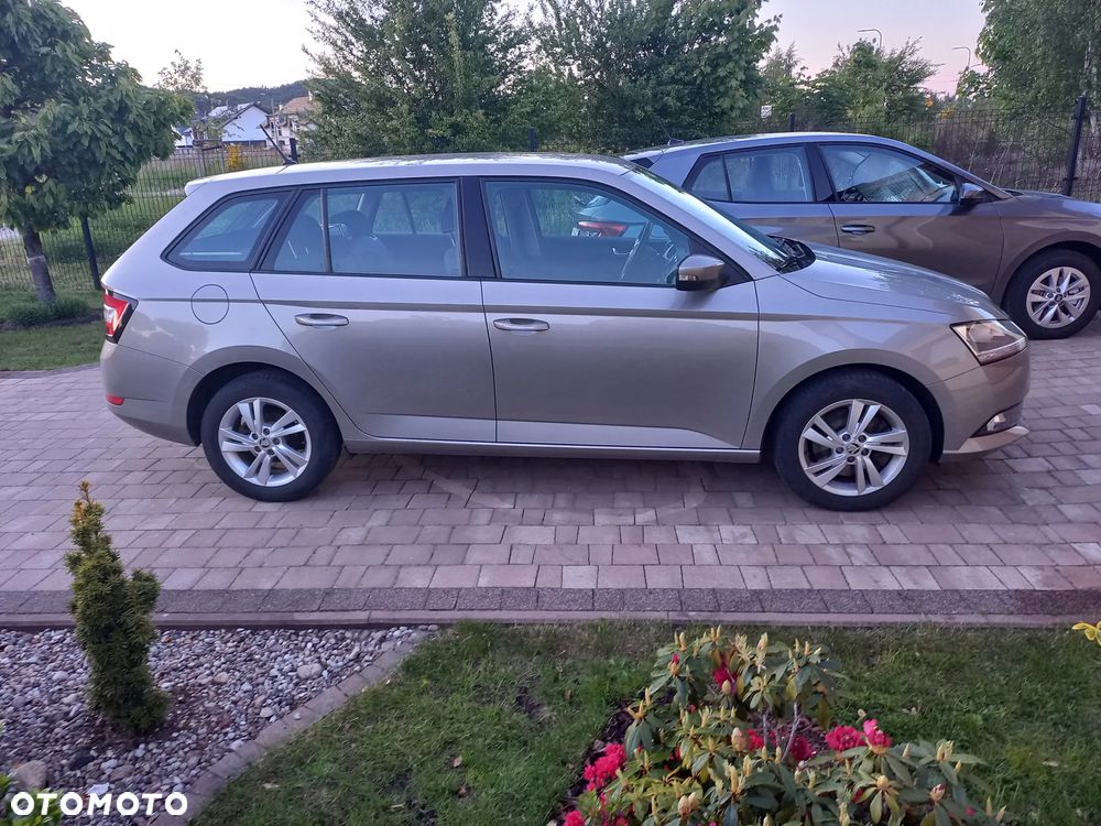 Skoda Fabia 1.0 TSI Style - 4