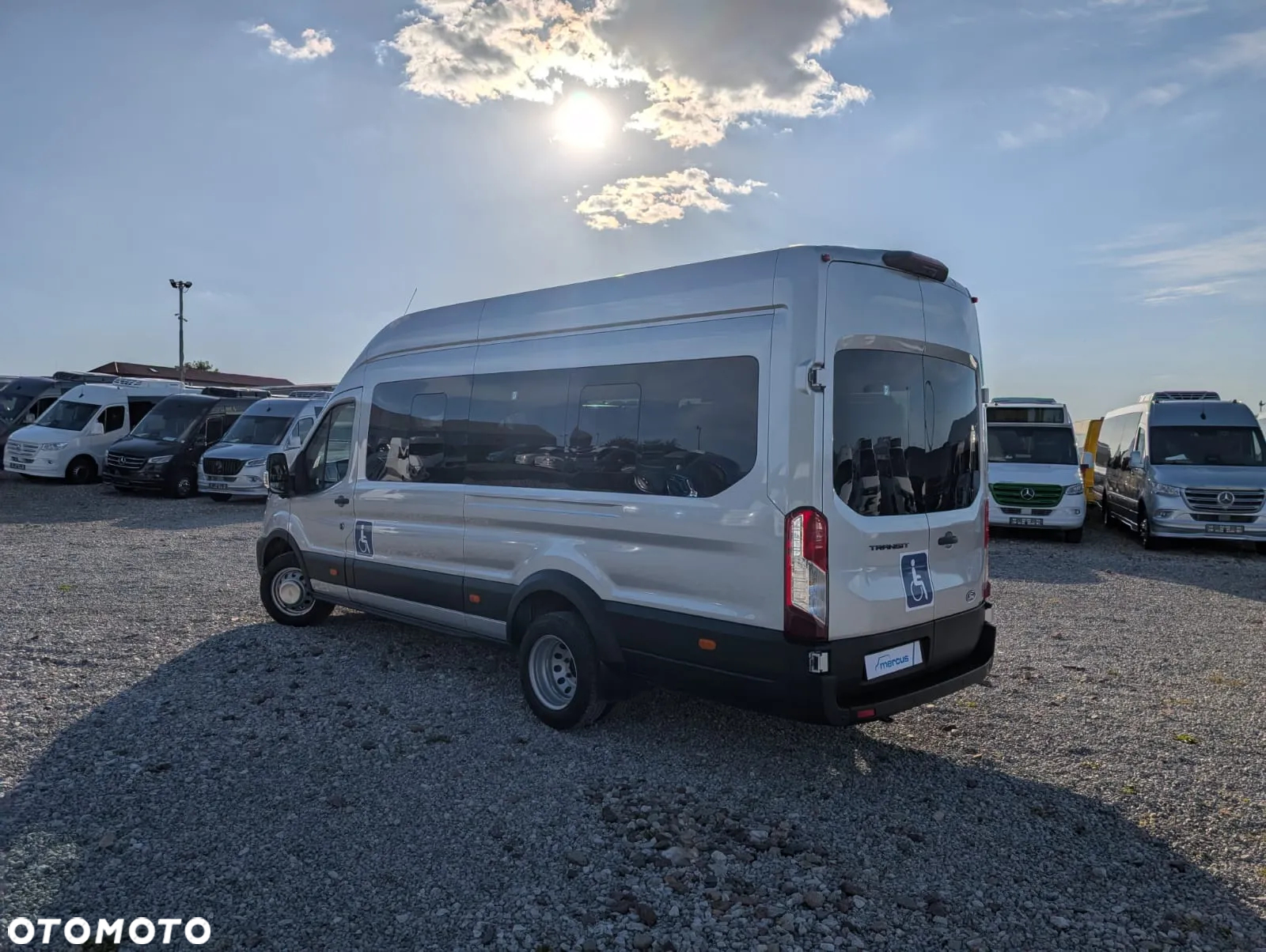 Ford Transit - 9