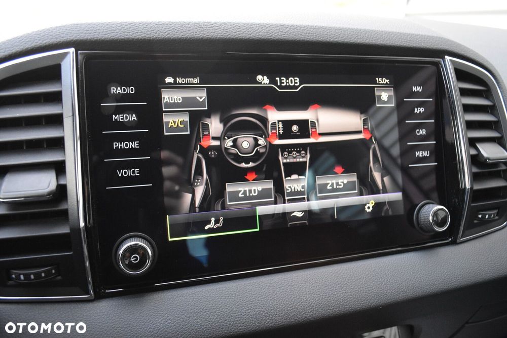 Skoda Karoq 1.5 TSI ACT 4x2 Style - 22