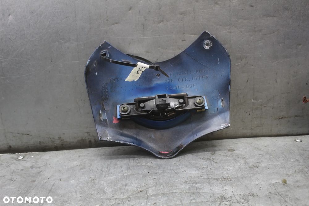 Suzuki GSX 600 750 F GSXF Jajko  Czasza czacha nosek  owiewka postojówka - 2