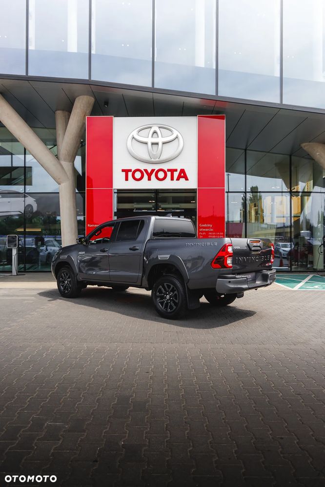 Toyota Hilux 2.8 D-4D Double Cab Invincible 4x4 - 12