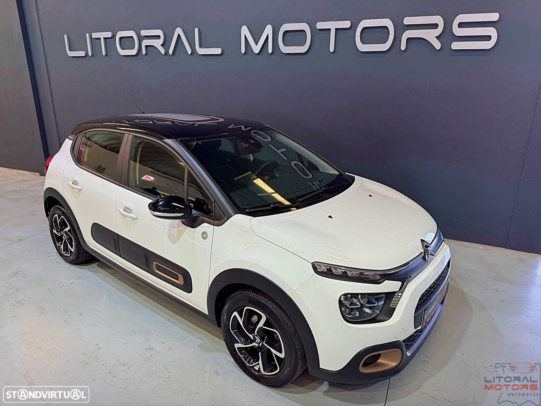 Citroën C3 1.2 PureTech C-Series - 2