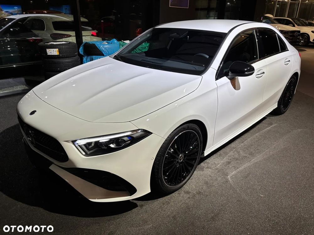 Mercedes-Benz Klasa A 200 AMG Line 7G-DCT - 1