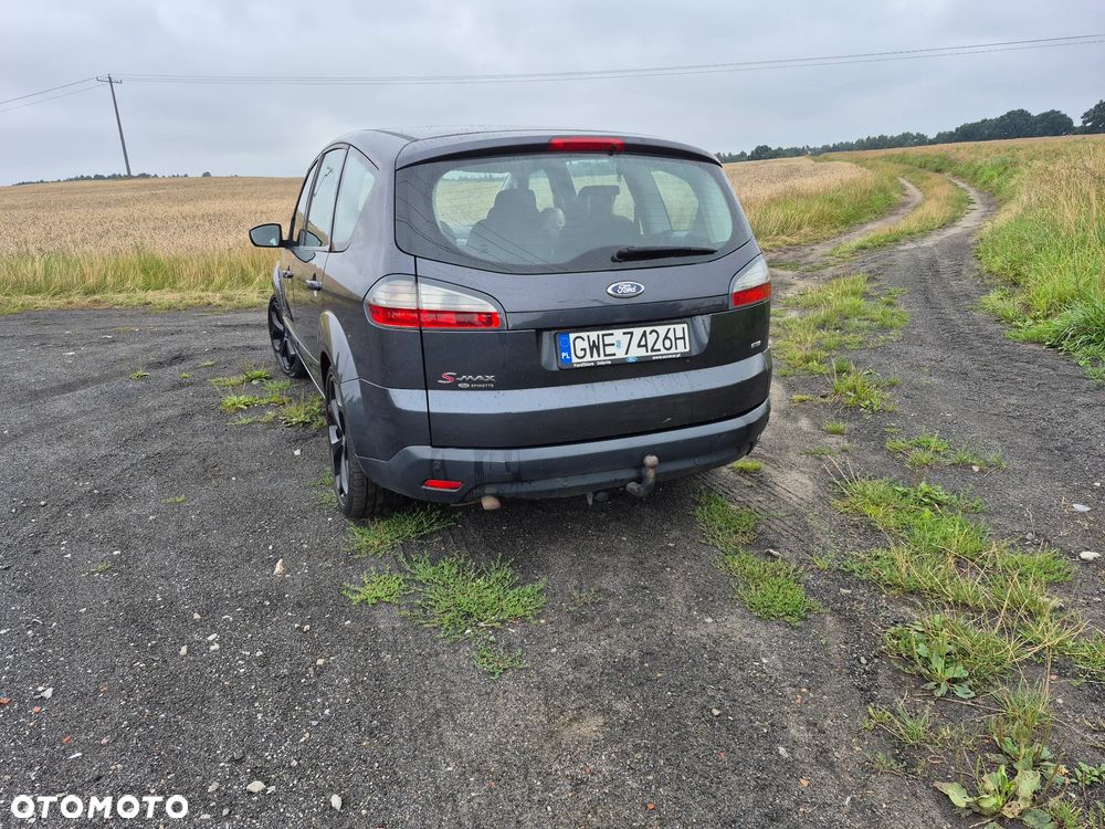 Ford S-Max - 4