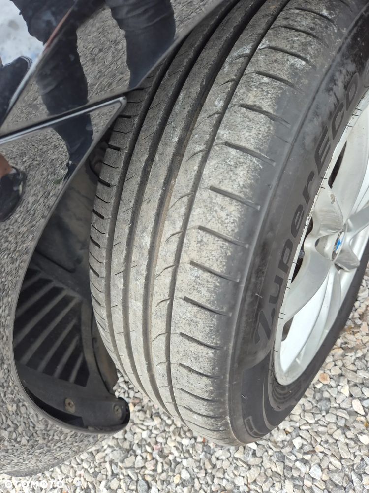 BMW Seria 2 216d Sport Line - 39